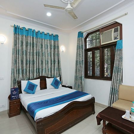 OYO 472 Hotel Sareen New Delhi Buitenkant foto